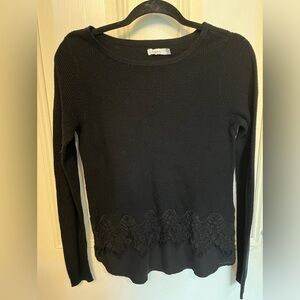 Reitmans Long Sleeve Black Scoop Neck Sweater Small
